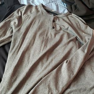 3 lululemon long sleeves